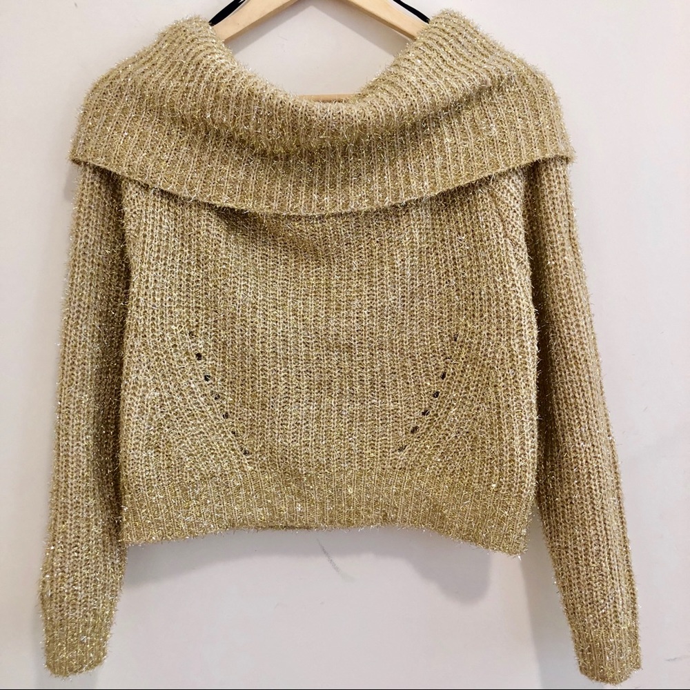 ❤️❤️ NWOT  Forever21 sparkly silver and gold  tinsel sweater S